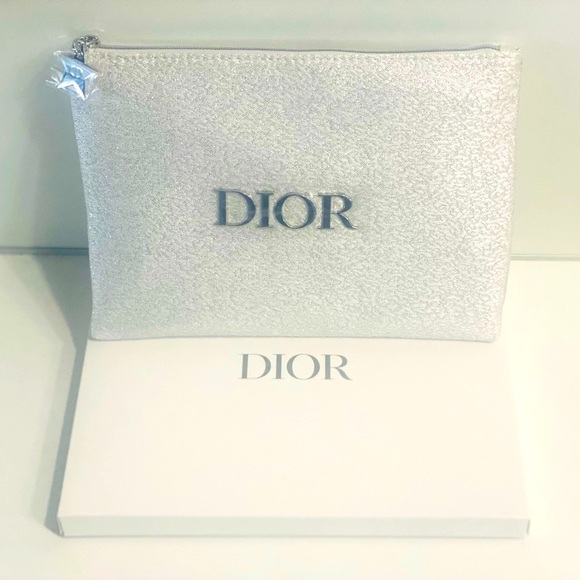 Dior Cosmetics Bag - Picture 2 of 7